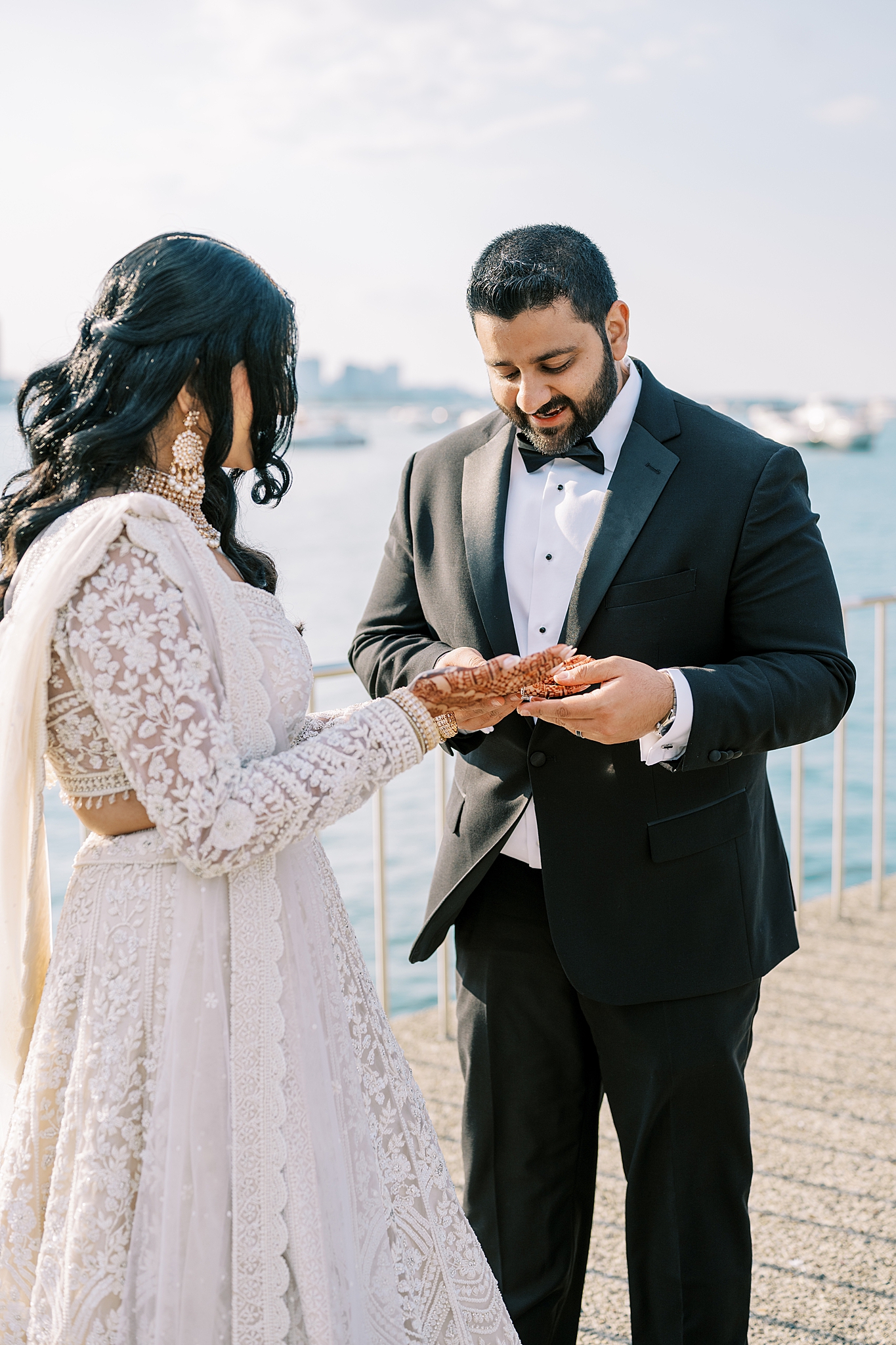 Modern Glam Wedding at Galleria Marchetti with Chicago wedding and portrait photographer Kim Ritchie Photography.
