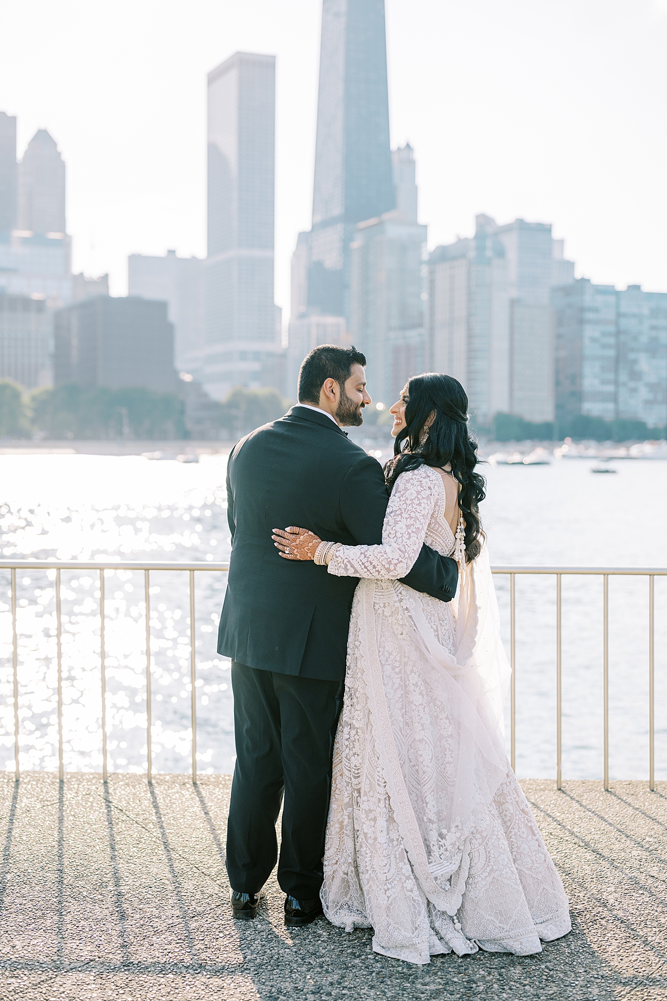 Modern Glam Wedding at Galleria Marchetti with Chicago wedding and portrait photographer Kim Ritchie Photography.