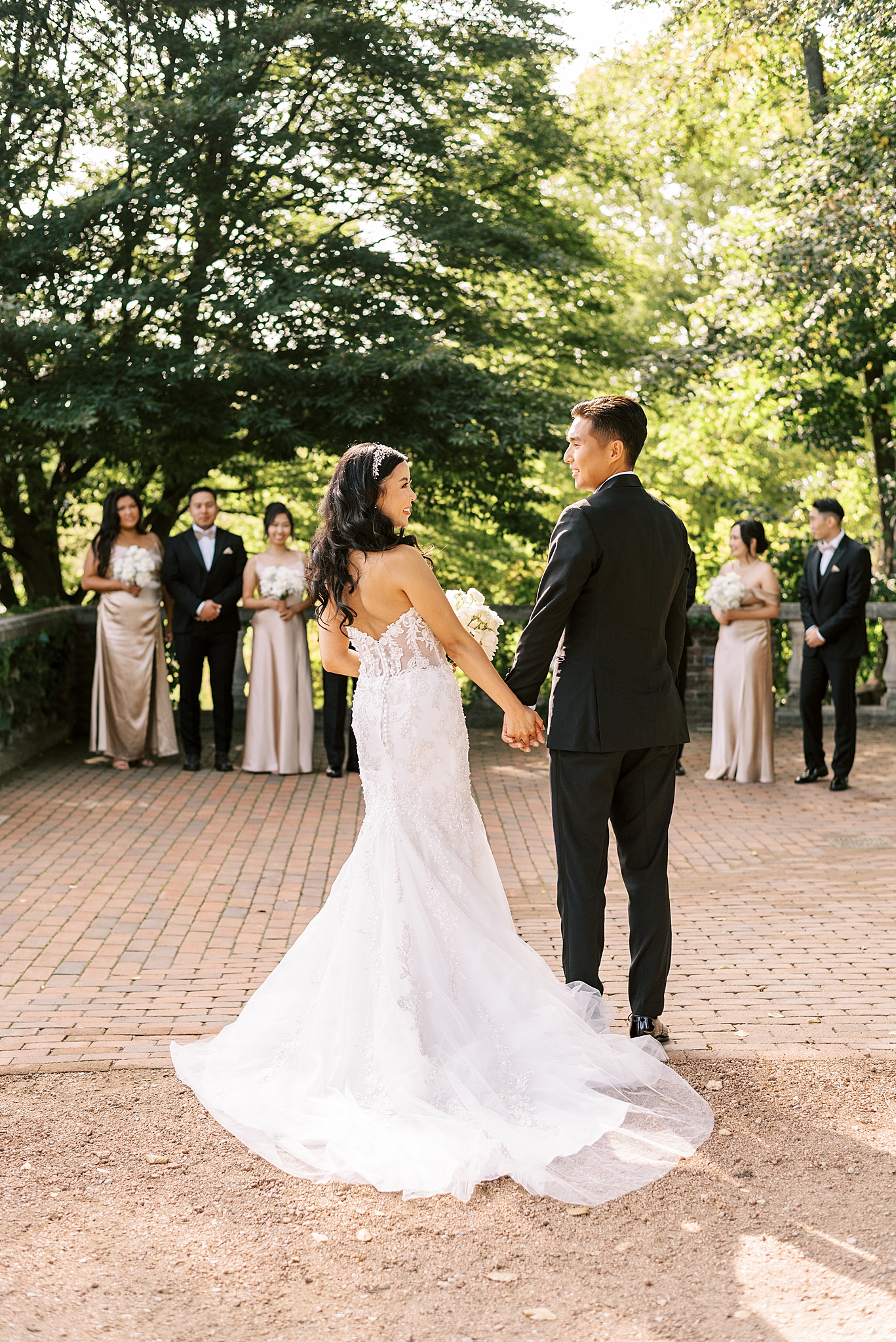 Summer Chicago Botanic Garden wedding day with Chicago wedding and portrait photographer Kim Ritchie Photography.