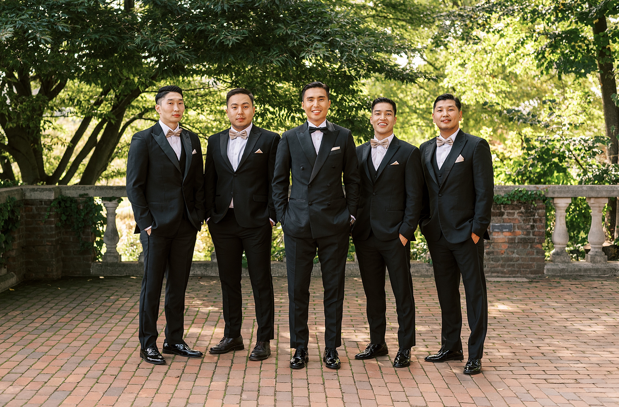 Summer Chicago Botanic Garden wedding day with Chicago wedding and portrait photographer Kim Ritchie Photography.