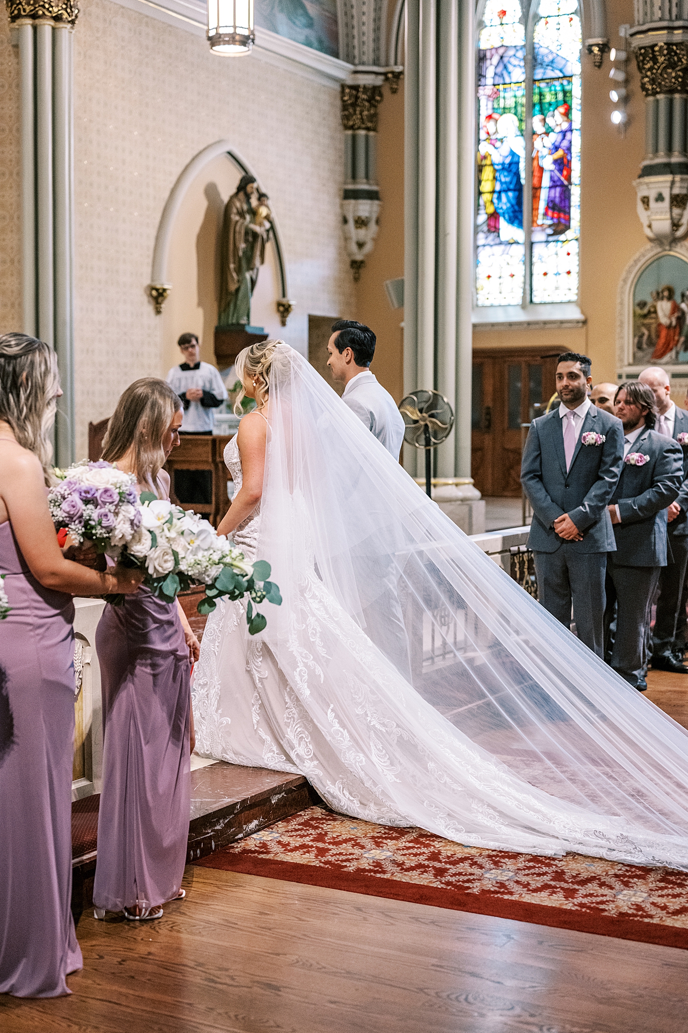 Summer Warwick Allerton Chicago wedding day with Chicago wedding and portrait photographer Kim Ritchie Photography.