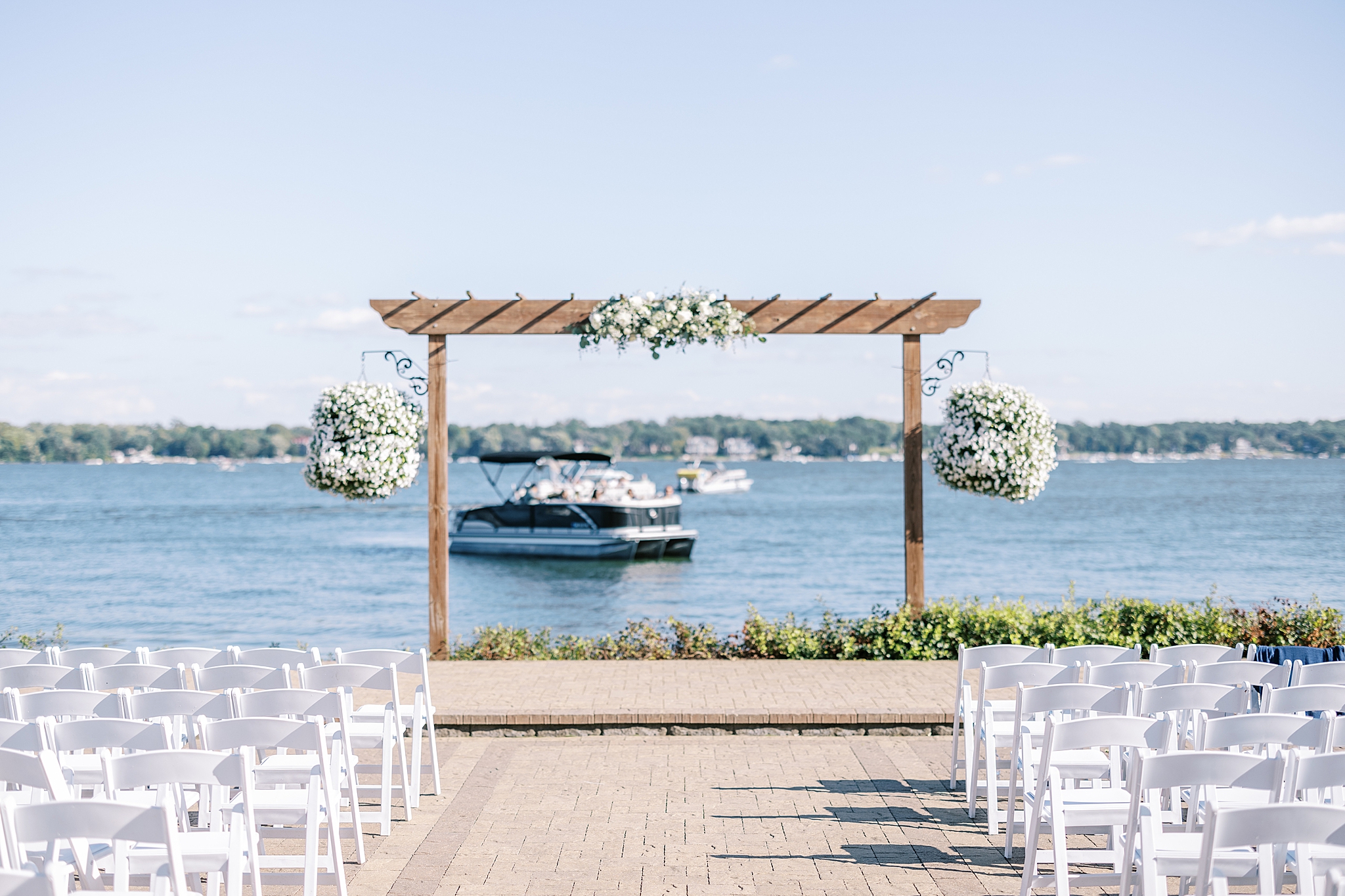 Lake Geneva wedding at Lake Lawn Resort with Chicago wedding and portrait photographer Kim Ritchie Photography.