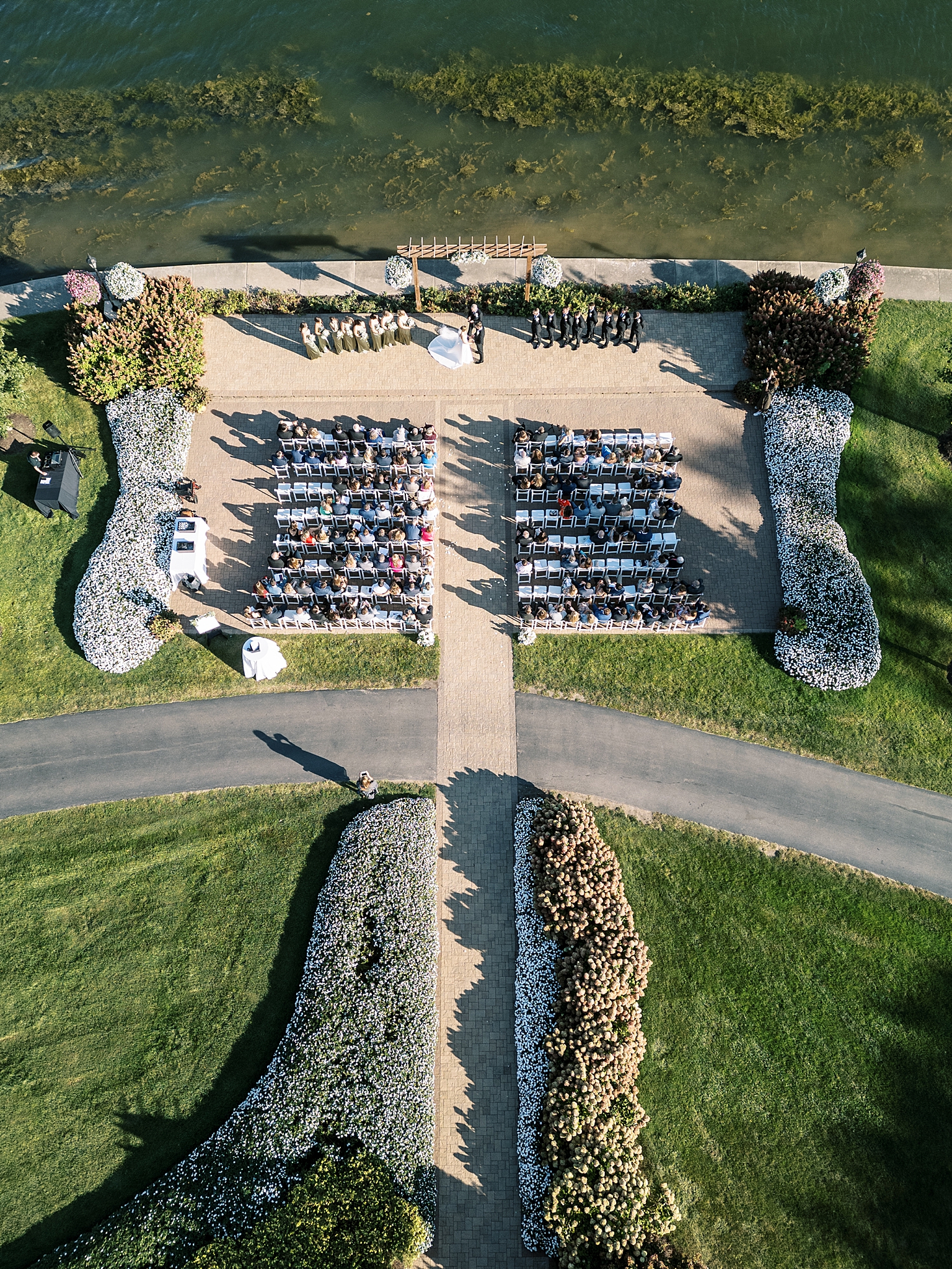 Lake Geneva wedding at Lake Lawn Resort with Chicago wedding and portrait photographer Kim Ritchie Photography.