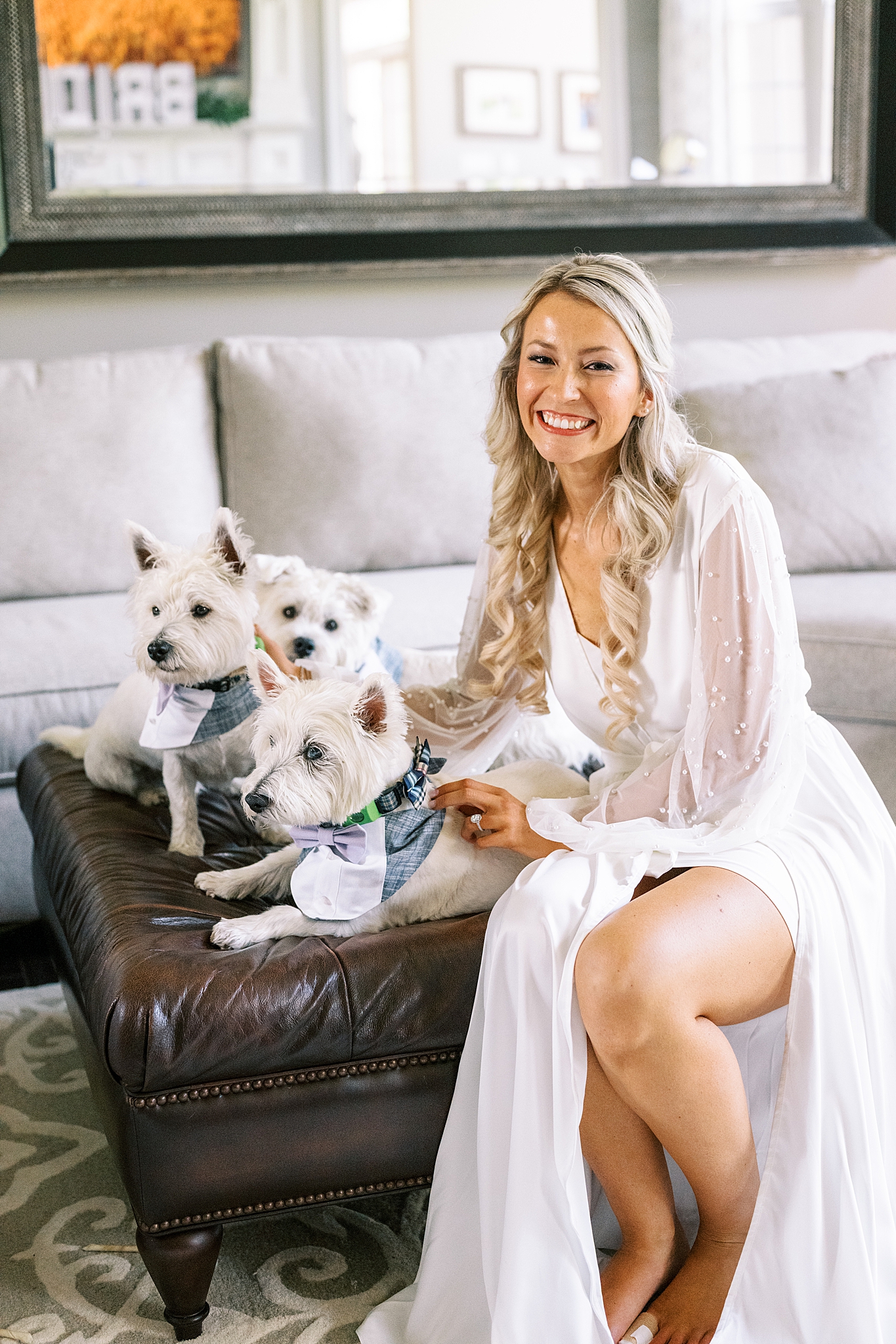 Summer Medinah Country Club wedding day with Chicago wedding and portrait photographer Kim Ritchie Photography.