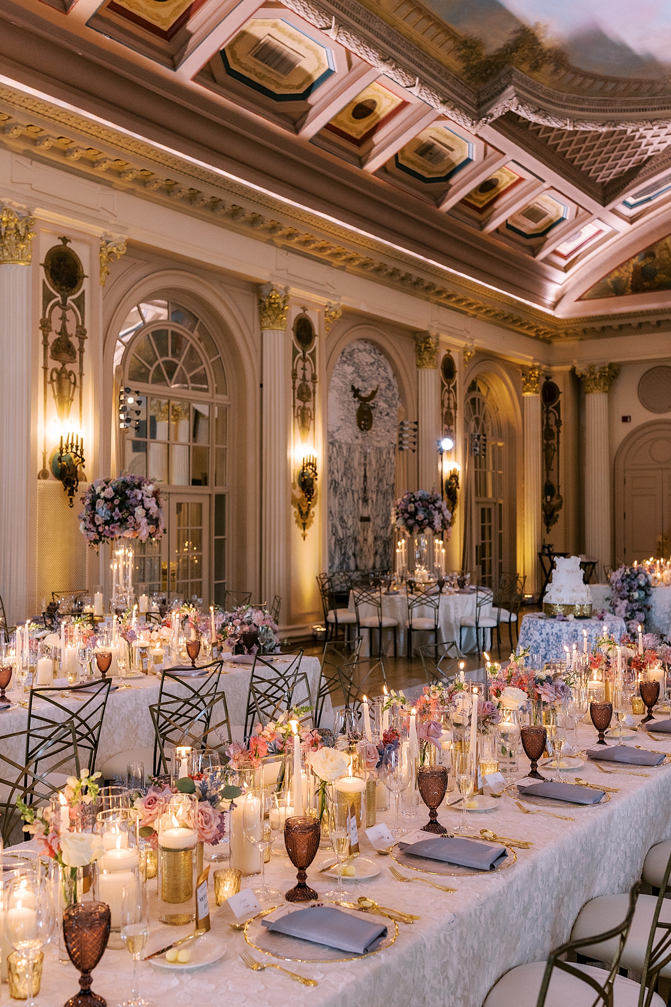 Summer Medinah Country Club wedding day with Chicago wedding and portrait photographer Kim Ritchie Photography.