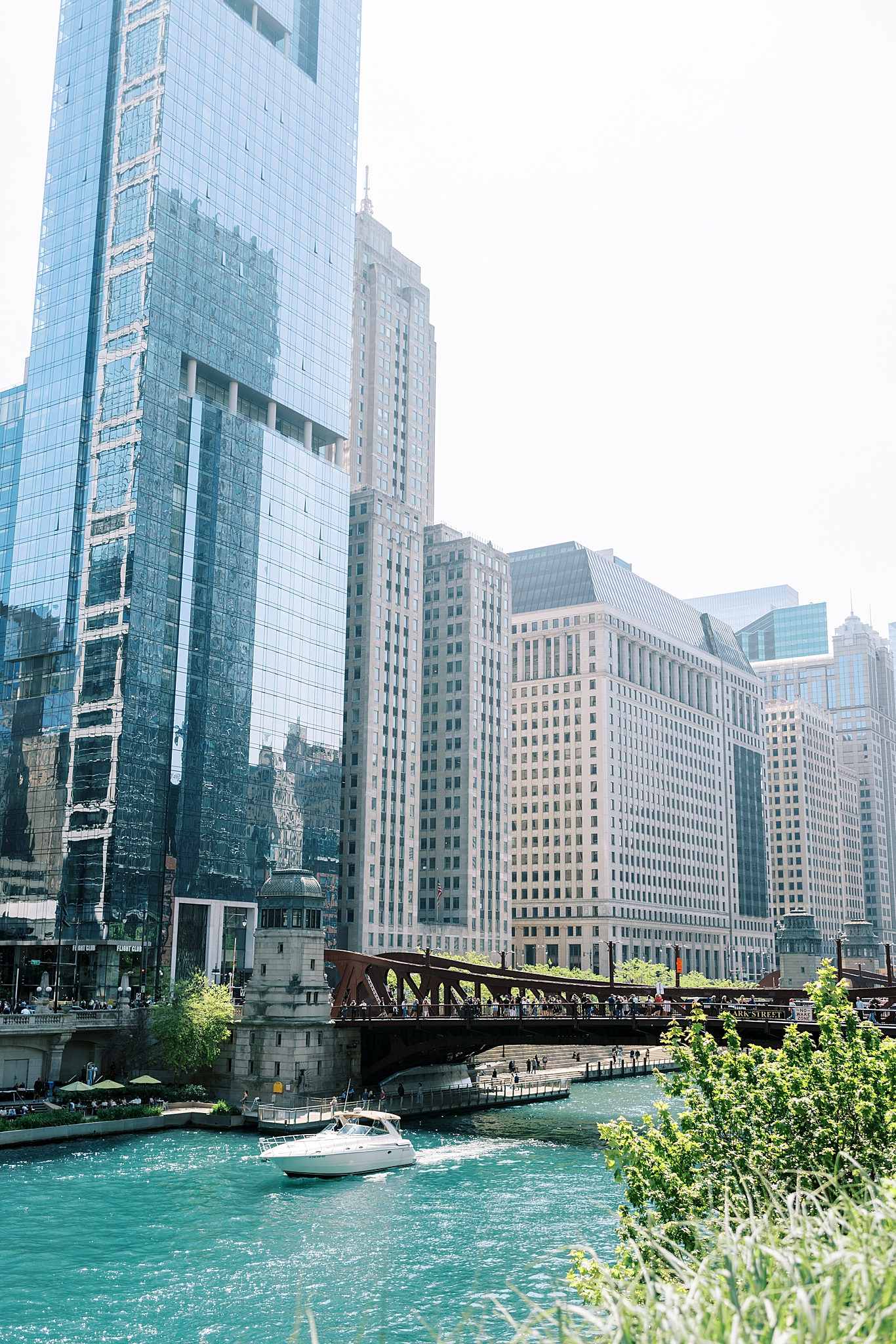 Rockwell on the River wedding photos in Chicago, Illinois with Chicago wedding and portrait photographer Kim Ritchie Photography.