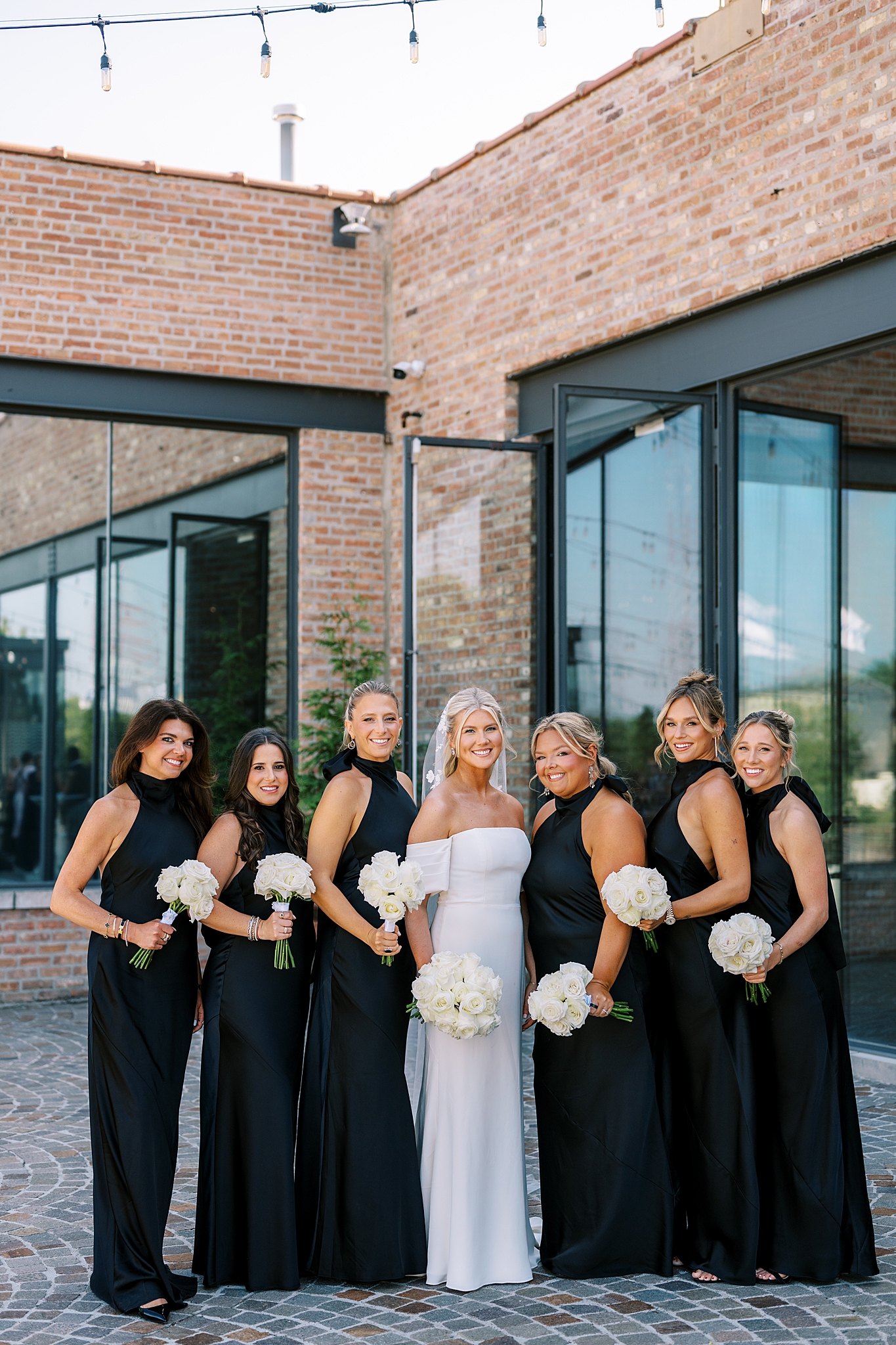Rockwell on the River wedding photos in Chicago, Illinois with Chicago wedding and portrait photographer Kim Ritchie Photography.
