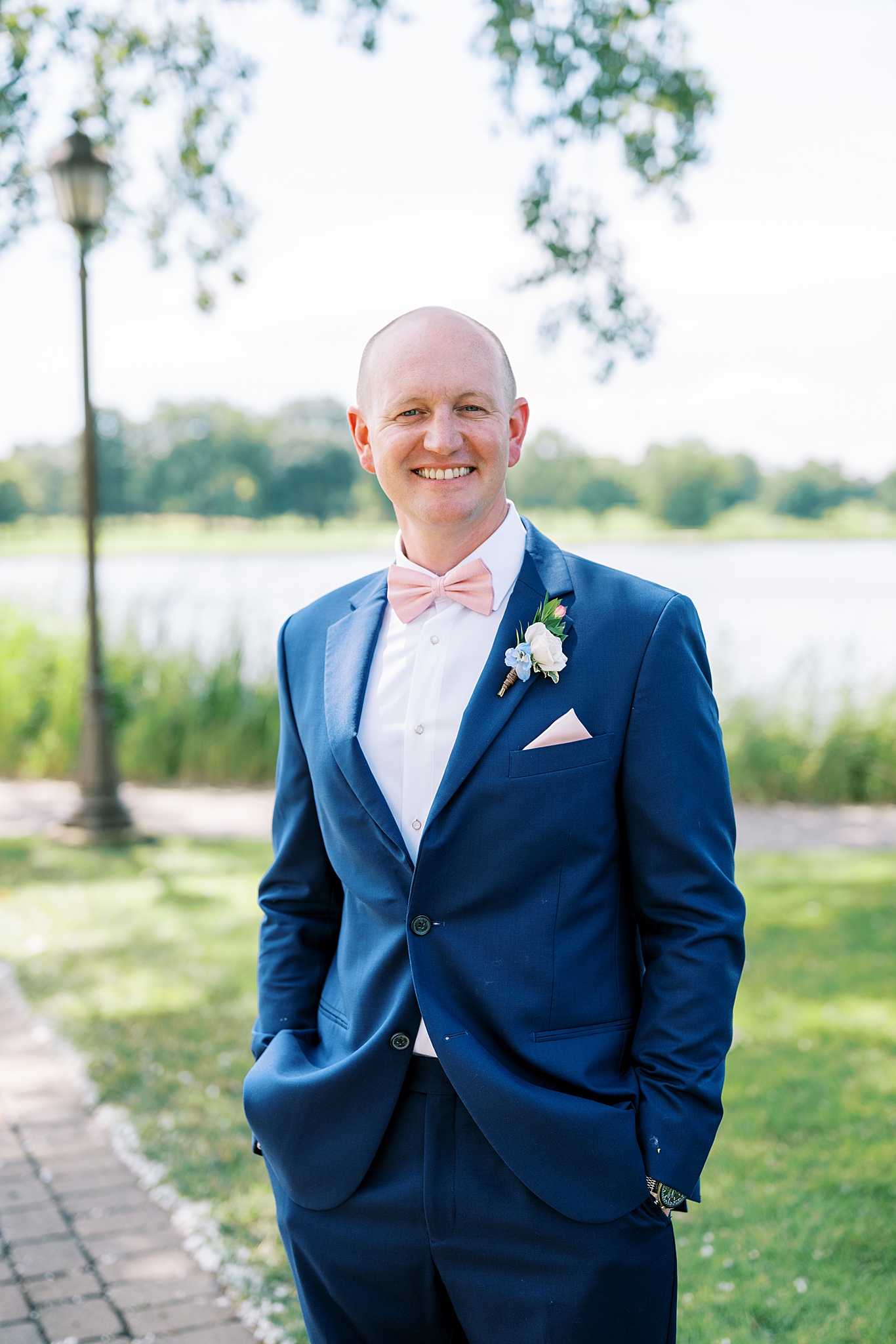 Ruth Lake Country Club wedding photos in Hinsdale, Illinois with Chicago wedding and portrait photographer Kim Ritchie Photography.