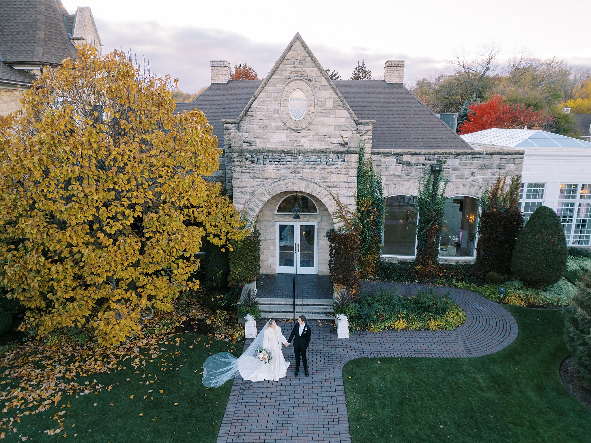 Fall wedding day at The Haley Mansion in Joliet, Illinois with Chicago wedding and portrait photographer Kim Ritchie Photography.