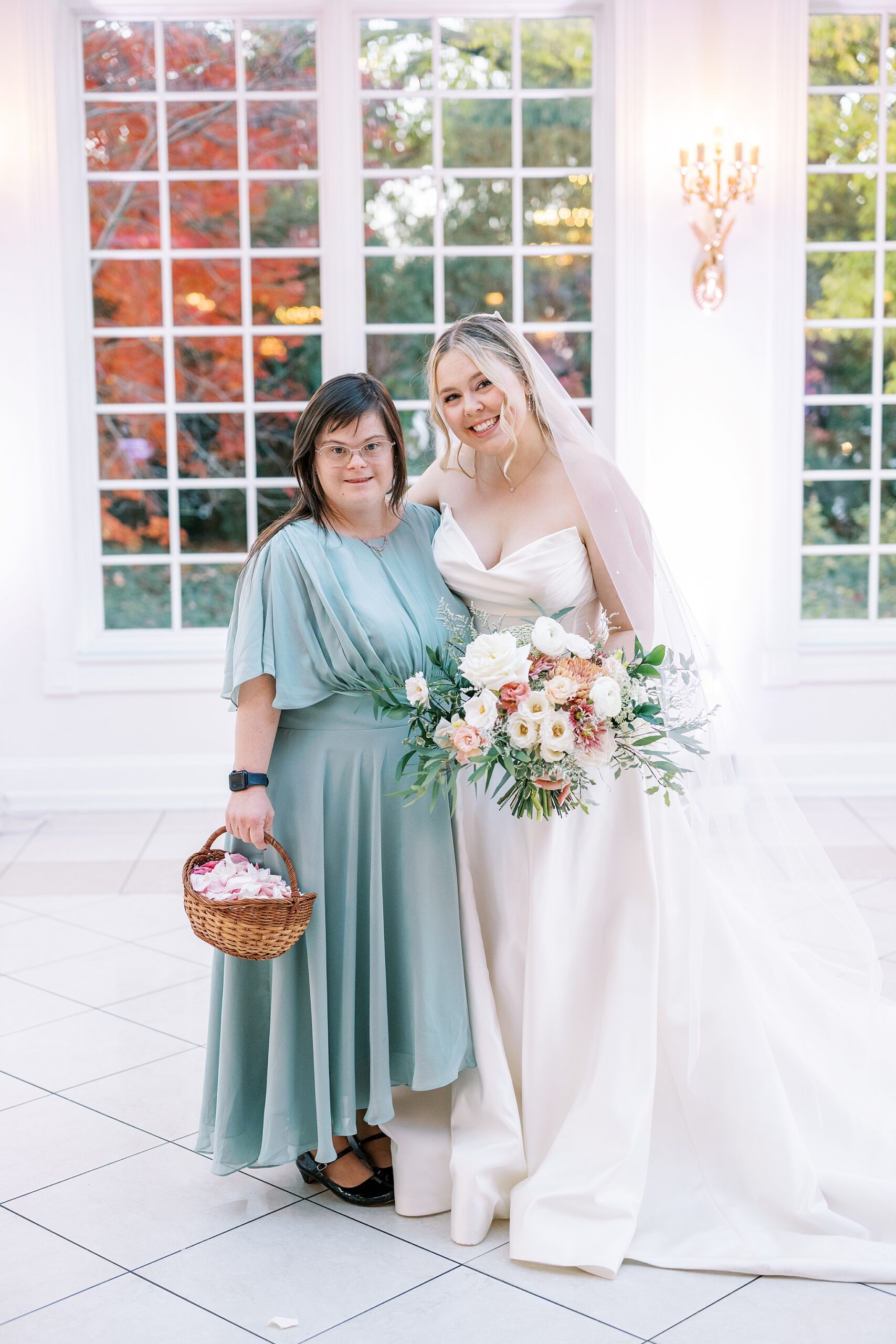 Fall wedding day at The Haley Mansion in Joliet, Illinois with Chicago wedding and portrait photographer Kim Ritchie Photography.