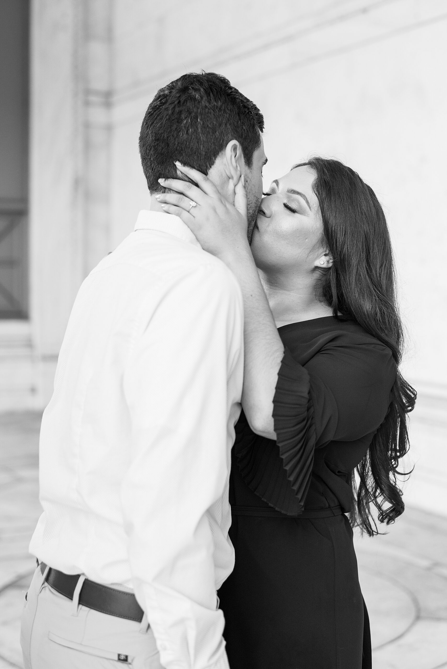 Chicago Museum Campus engagement photos in Chicago, Illinois with Chicago wedding and portrait photographer Kim Ritchie Photography.