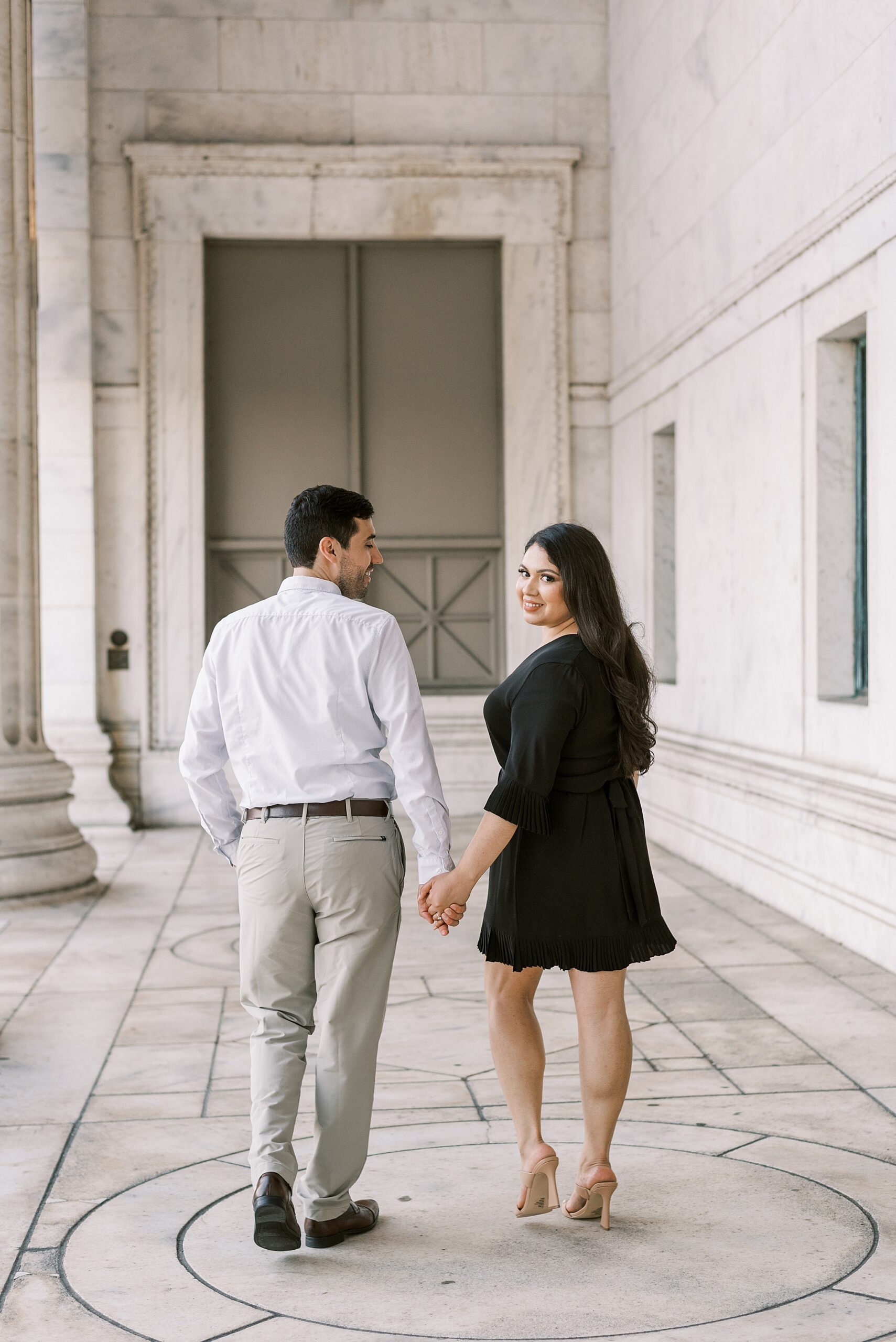 Chicago Museum Campus engagement photos in Chicago, Illinois with Chicago wedding and portrait photographer Kim Ritchie Photography.