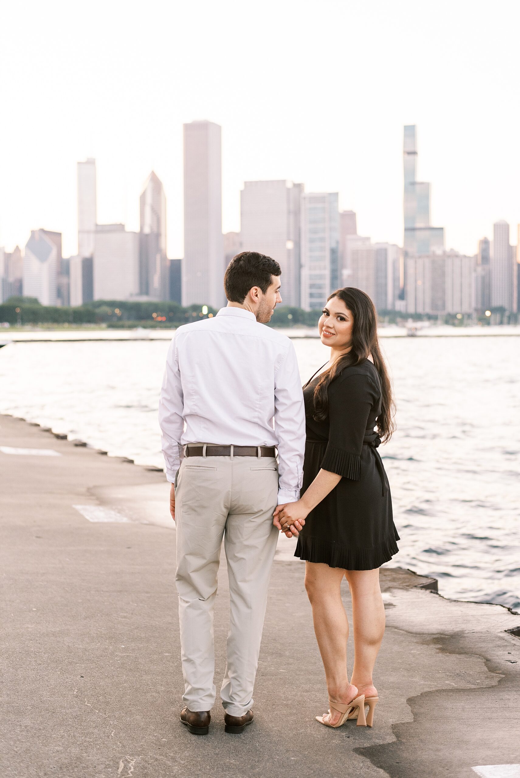 Chicago Museum Campus engagement photos in Chicago, Illinois with Chicago wedding and portrait photographer Kim Ritchie Photography.