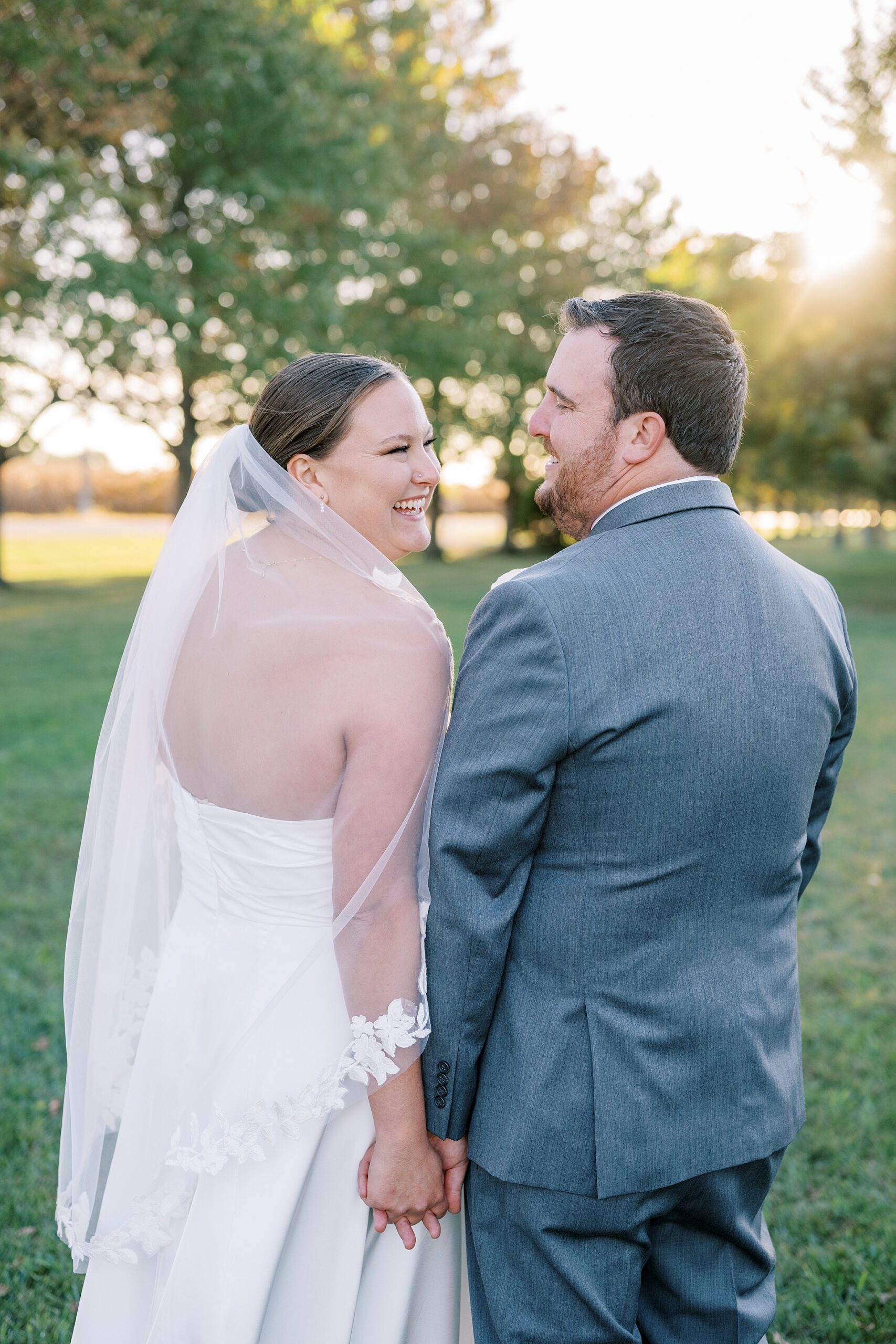 Fall wedding photos at Rosewood Farm in Sugar Grove, Illinois with Chicago wedding photographer Kim Ritchie Photography.