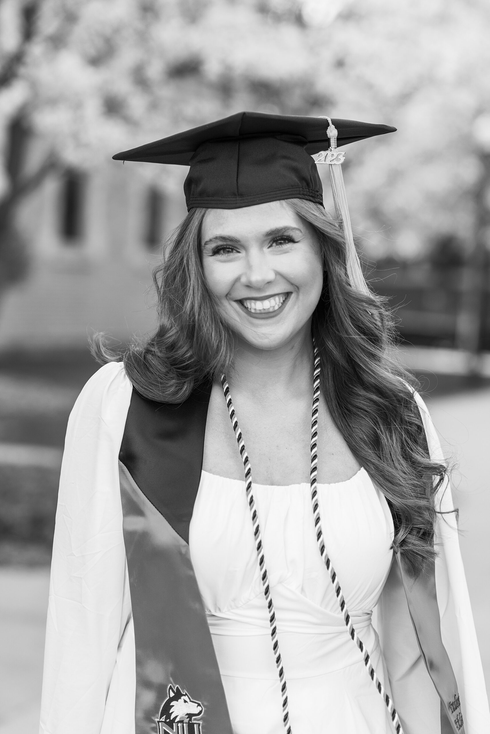 Northern Illinois University college graduation portraits | College cap and gown portraits at Northern Illinois University by Chicago senior photographer Kim Ritchie Photography.