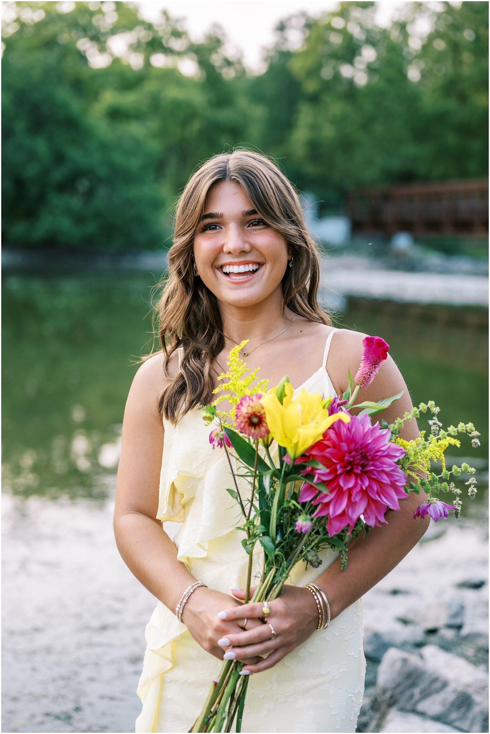 A look at Graycin's fall senior photos at Fabyan Forest Preserve in Geneva with Chicago senior photographer Kim Ritchie Photography.