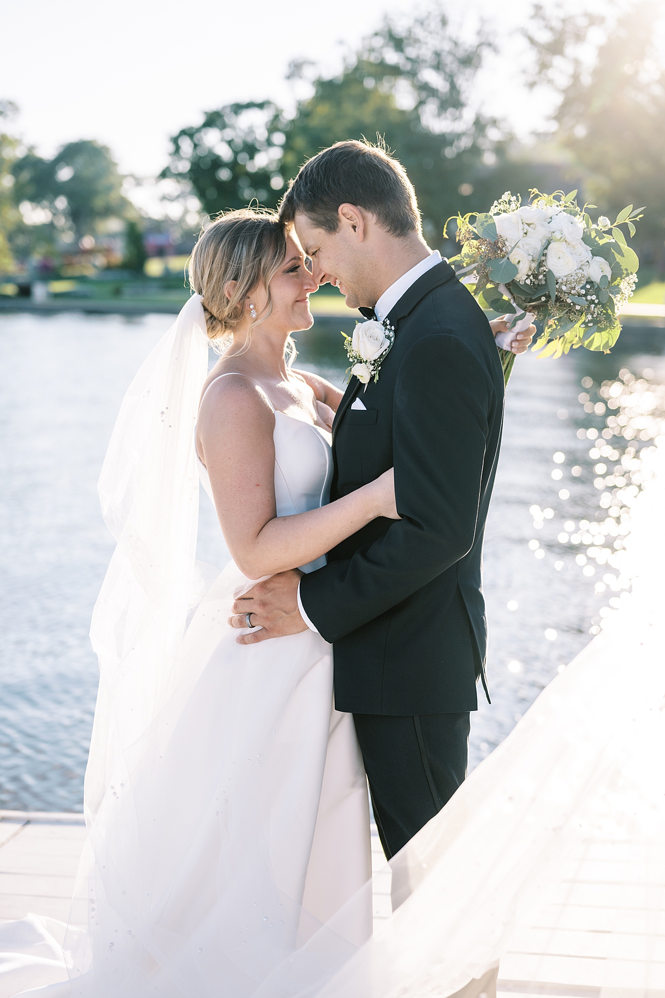 Lake Geneva wedding at Lake Lawn Resort with Chicago wedding and portrait photographer Kim Ritchie Photography.