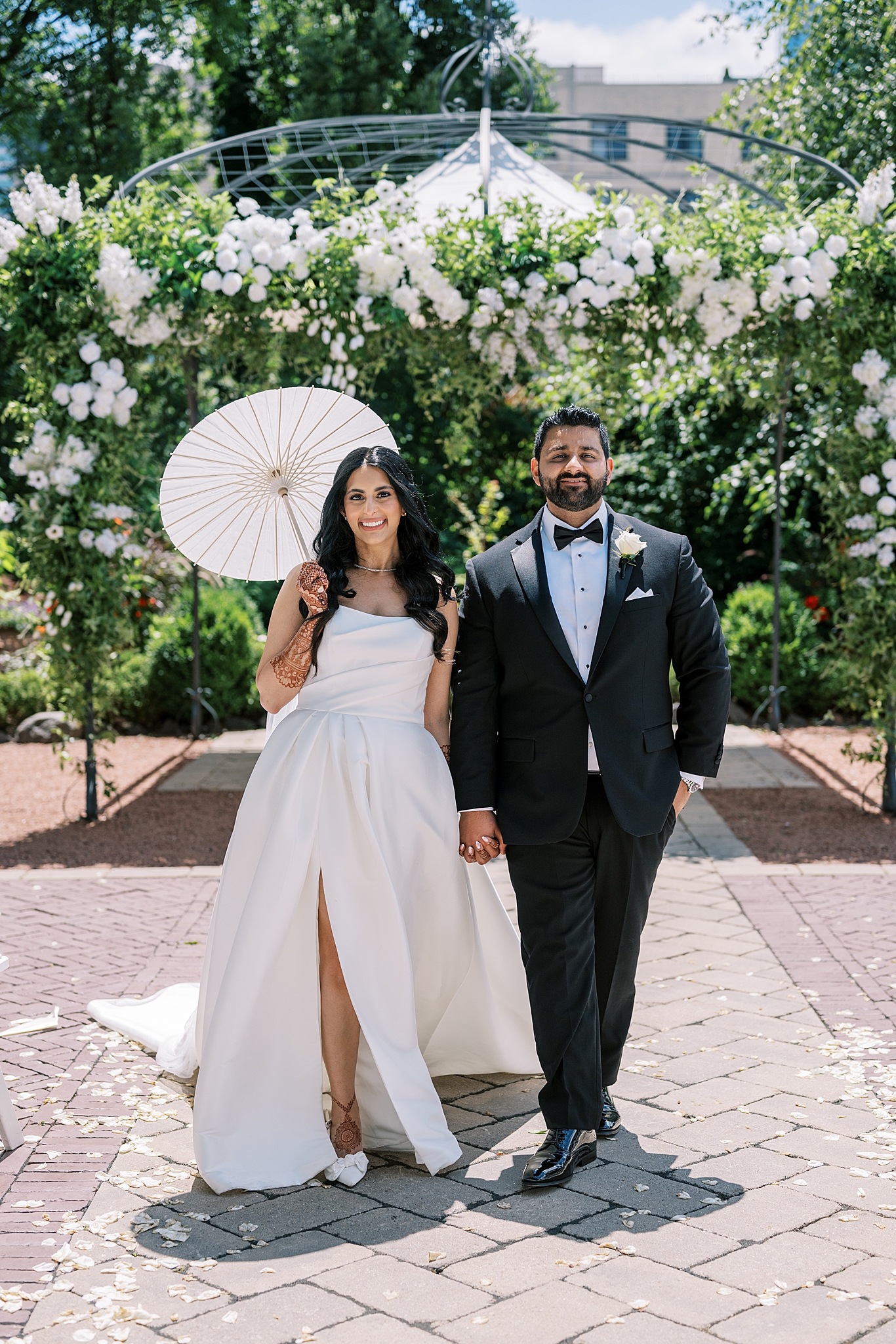Morning garden wedding at Galleria Marchetti in Chicago, Illinois with Chicago wedding and portrait photographer Kim Ritchie Photography.